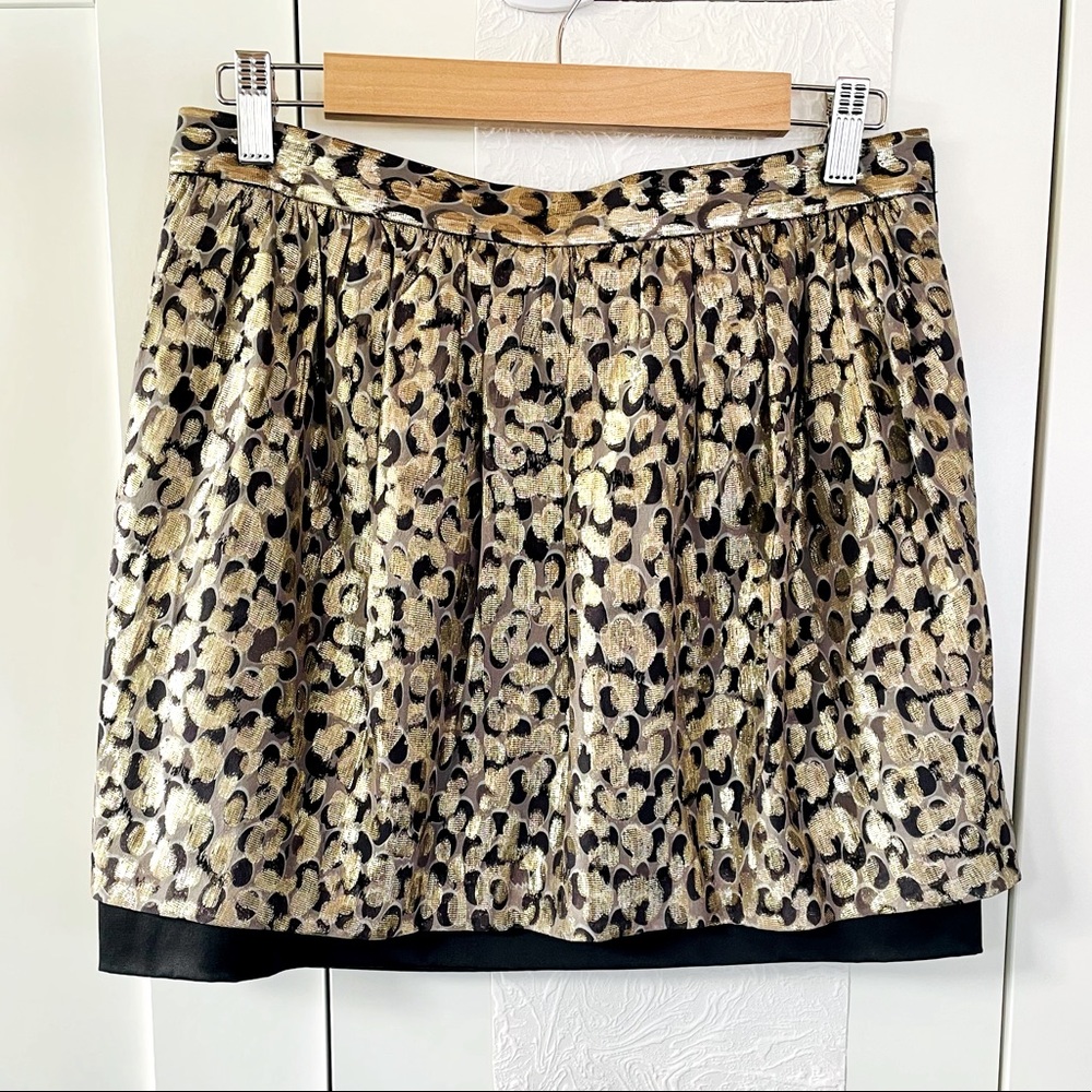 NWT Club Monaco silk blend mini skirt - Maria with pockets and pleated detail